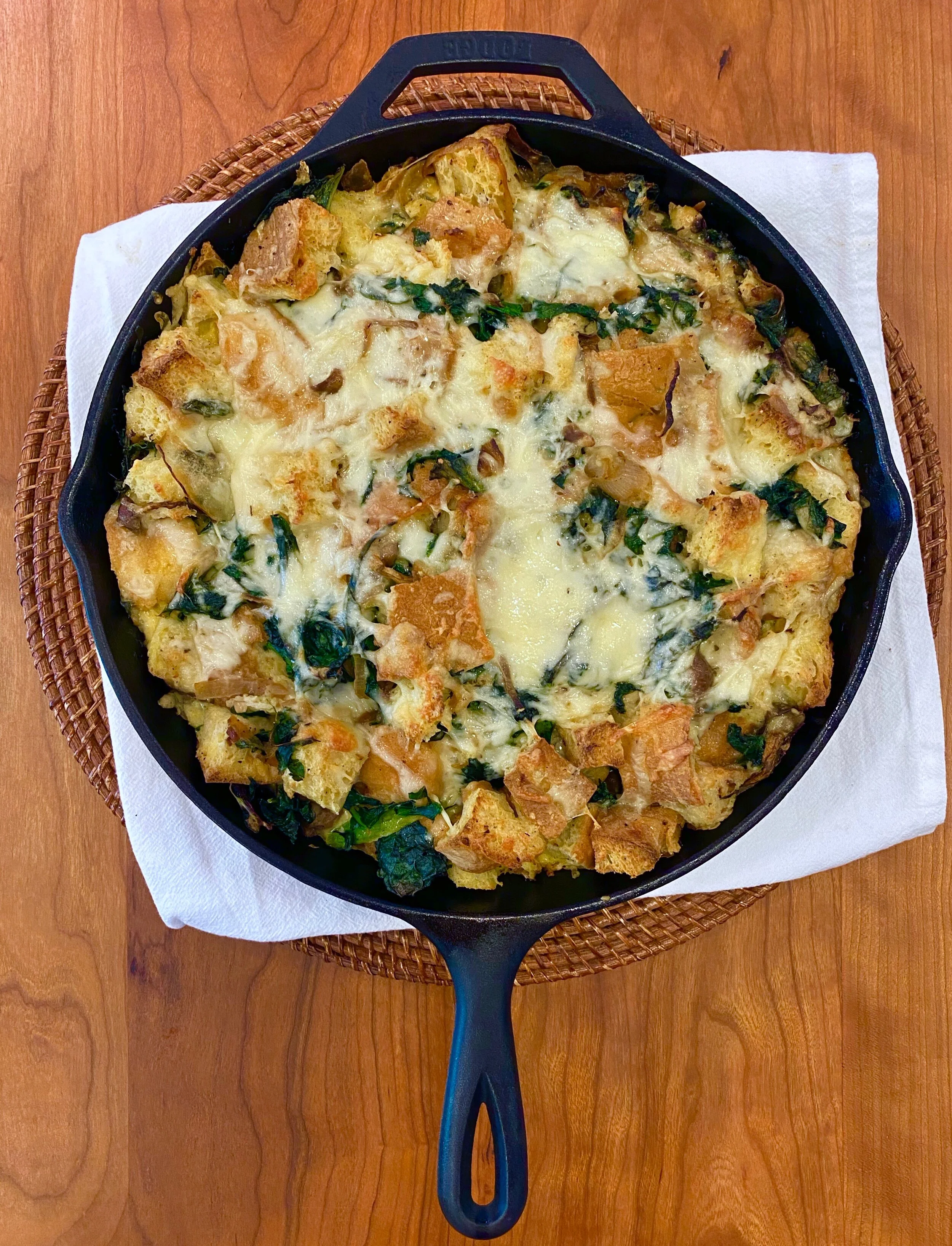 Pantry Challenged: ANYTHING GOES STRATA
