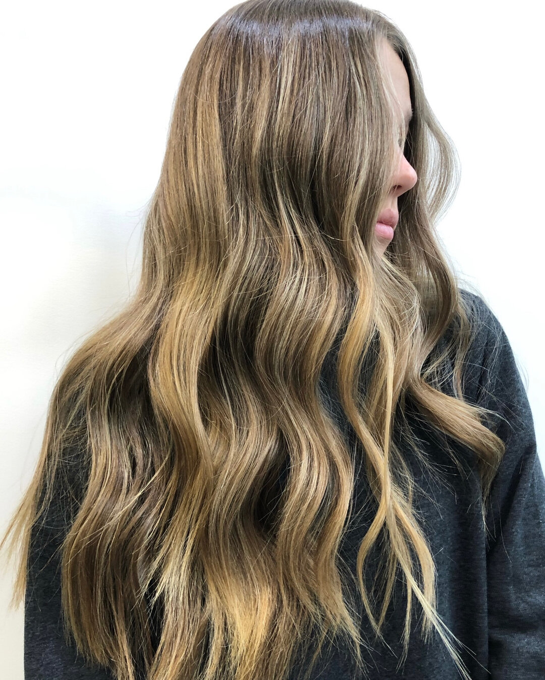 Do you struggle to achieve the perfect #hairfolkwaves at home?! 🏠 🌊 ​​​​​​​​​&bull;
Save yourself the hassle! 😵&zwj;💫 Our styling packages are here to save you stress &amp; $$$!
&bull;
AND we currently have an amazing offer on our styling package