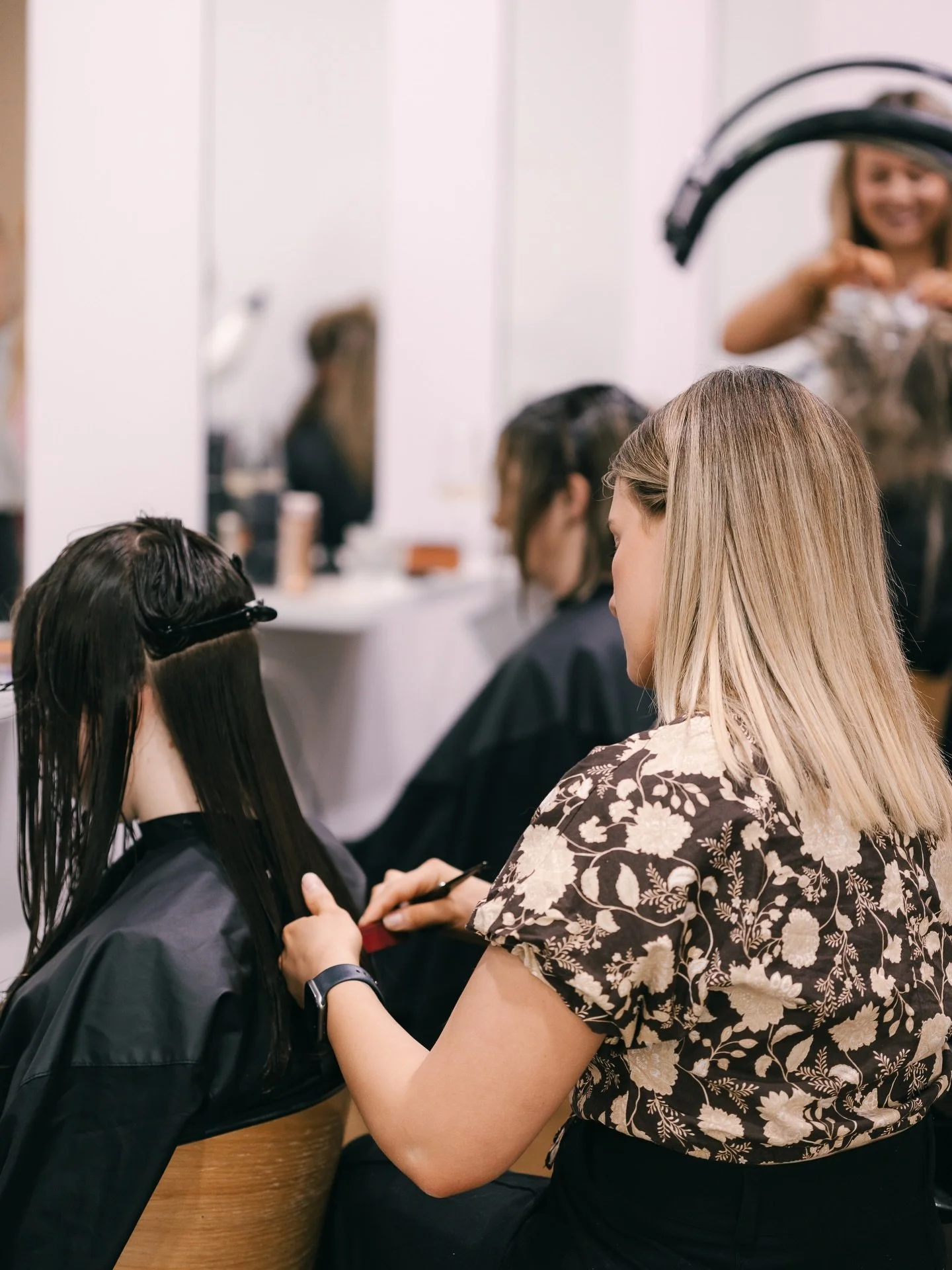 We hope you&rsquo;re keeping out of this crazy heat today 🥵 We have the aircon cracking keeping you cool in more ways than one ❄️ Are you in soon for a relaxing pamper soon?