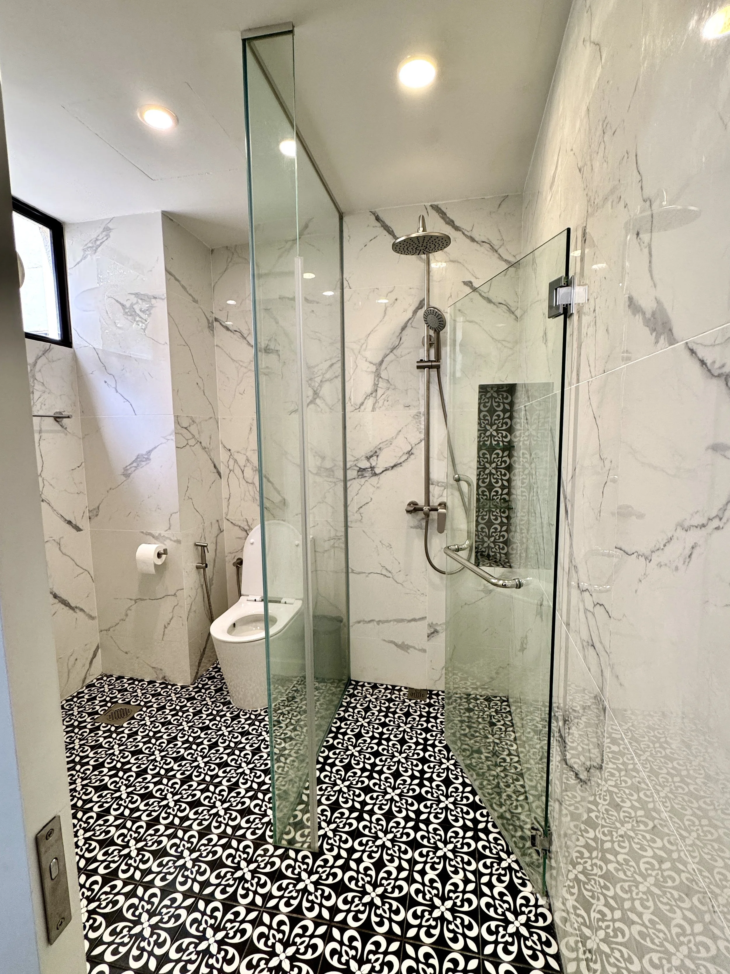 IMG_1976.jpg