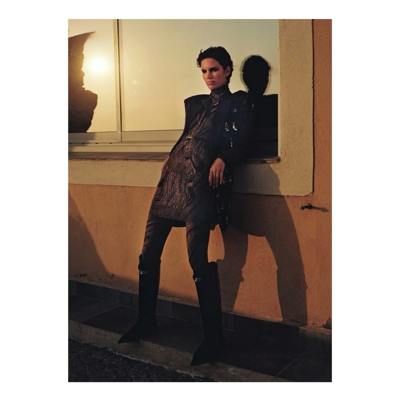 arv&reg; - our chandelier crystal embellishment blazer featured in @costumedk september issue🖤

photographer @simonesteenberg @fern.photo 
styling @juliaquante 
hair and makeup @emilie__green 
photo assistant @malinlesinge 
fashion assistants @tsikk