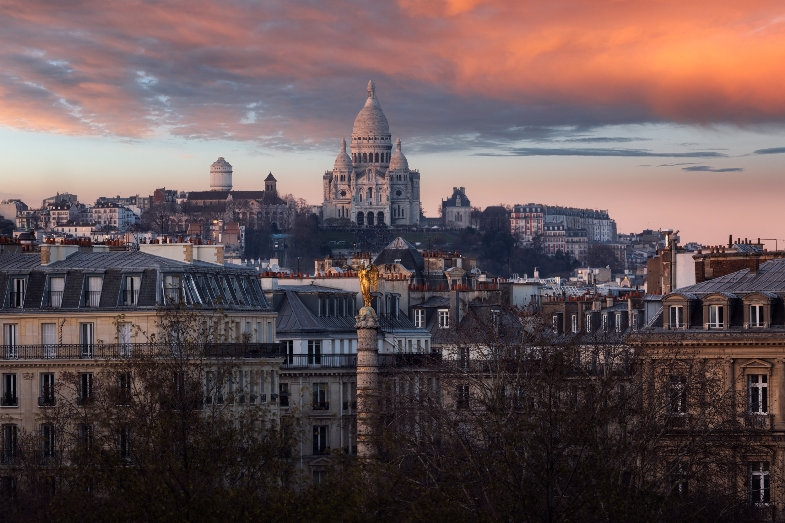 LE SACRÉ COEUR : MÉGASTRUCTURE HISTORIQUE