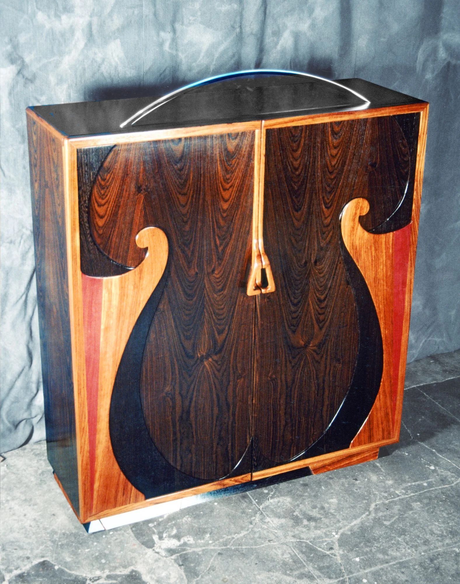 Fiddle Cab (rosewood) 2.jpg