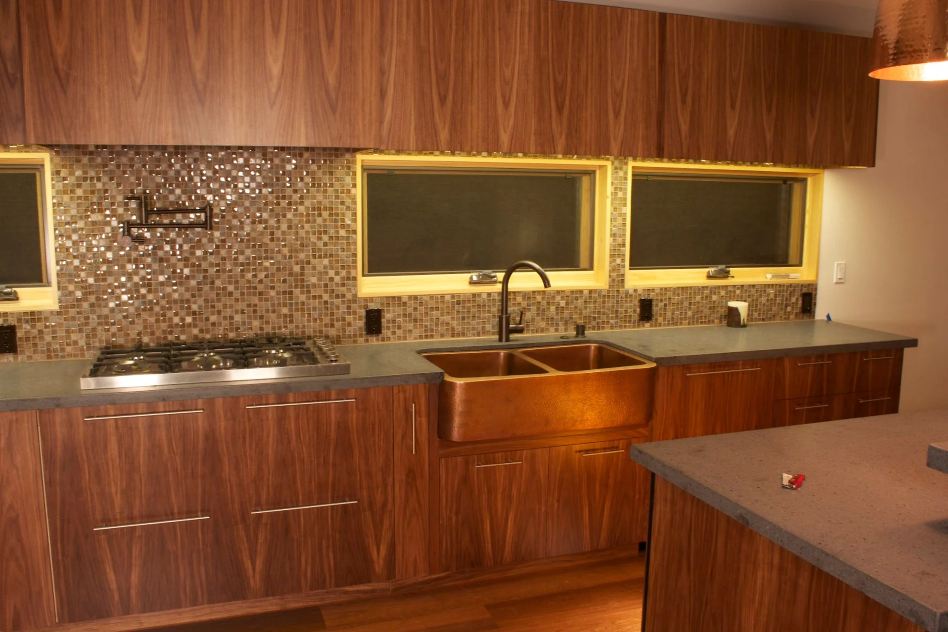 Modern+Walnut+Kitchen+2.jpg