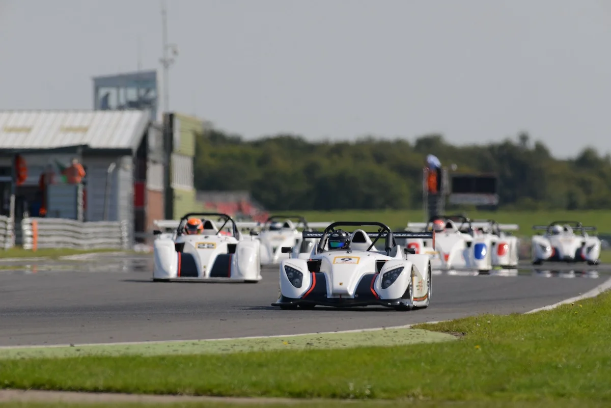 Radical_SR1_Cup_Field-web.jpg