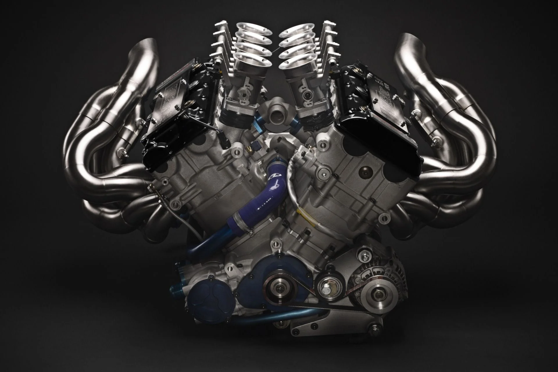 RPE-V8-engine.jpg