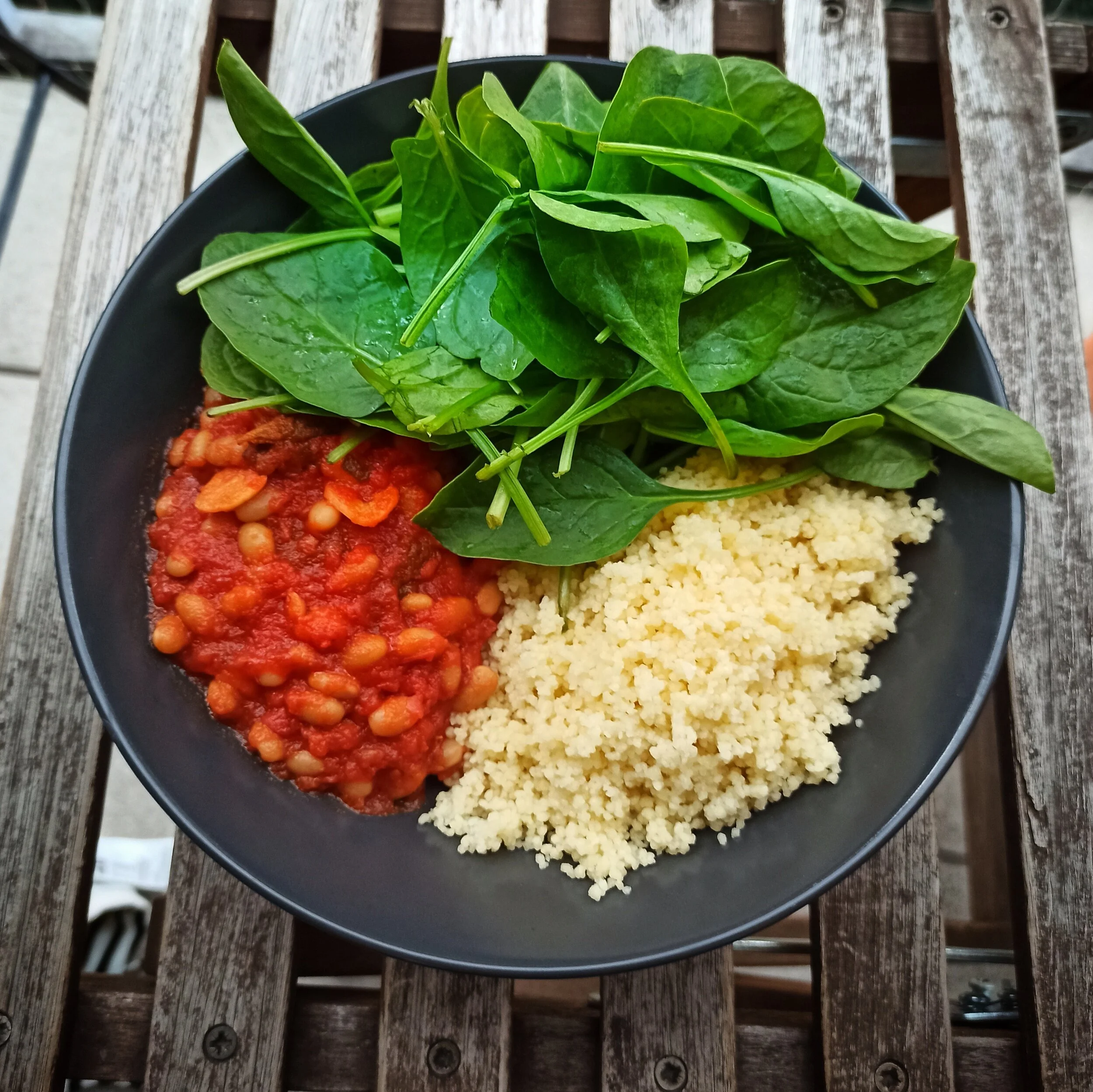 Schnelle Salbei- Bohnensoße mit Couscous