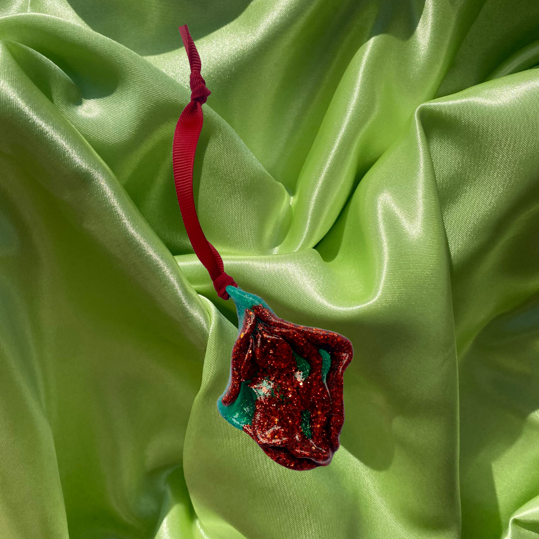 Christmas ornaments red/green