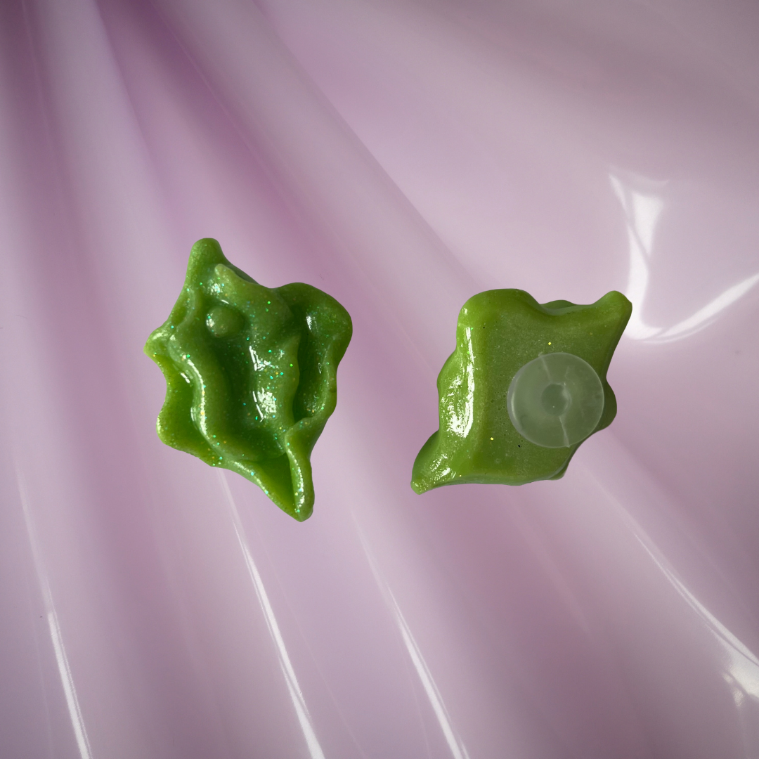 charli crocs charm.png