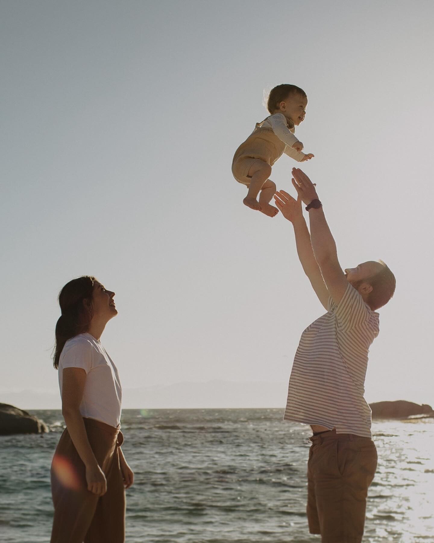 Sunrise with the Crafford family in Simon&rsquo;s Town 🌞 #benadephoto #simonstown #familiefotografie