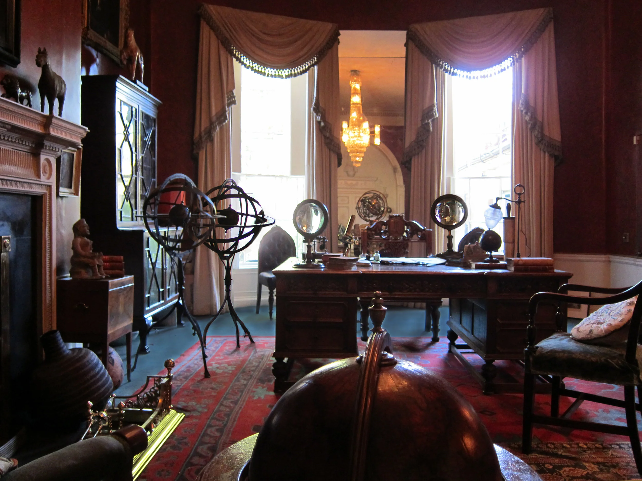 7.Fludds office.jpg