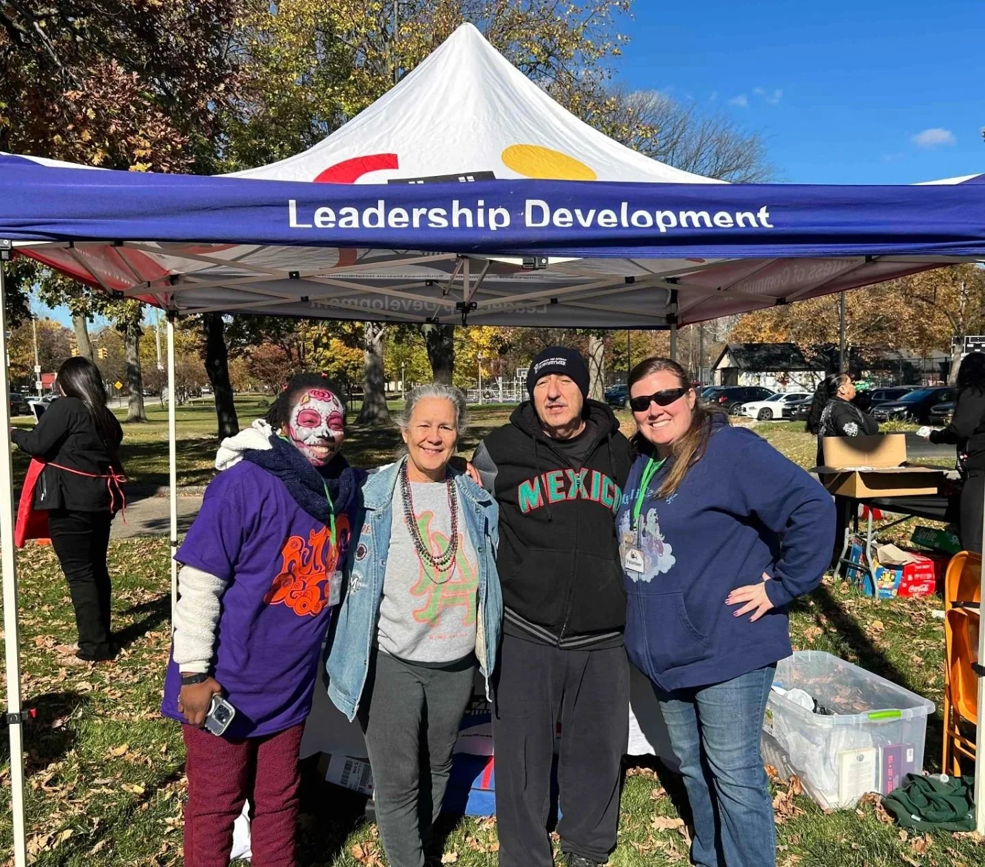 CoC is with @amodhdc and @unidetroit at Clark Park today, 11/2 until 4pm to get Youth excited to VOTE! We've got music, food, and prizes!

Your Voices Matter! Be sure to VOTE by Nov. 5th!

#313YOUTHVOTESMATTER
#313YouthVote #YoGoVote #VotingIsCool