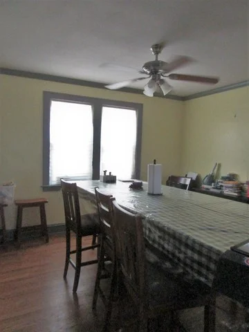Dining_Room.jpg