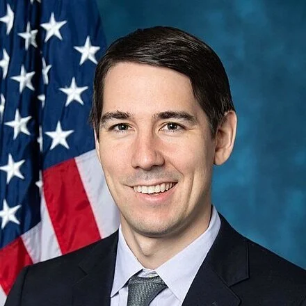 440px-Josh_Harder%2C_official_portrait%2C_116th_Congress.jpg
