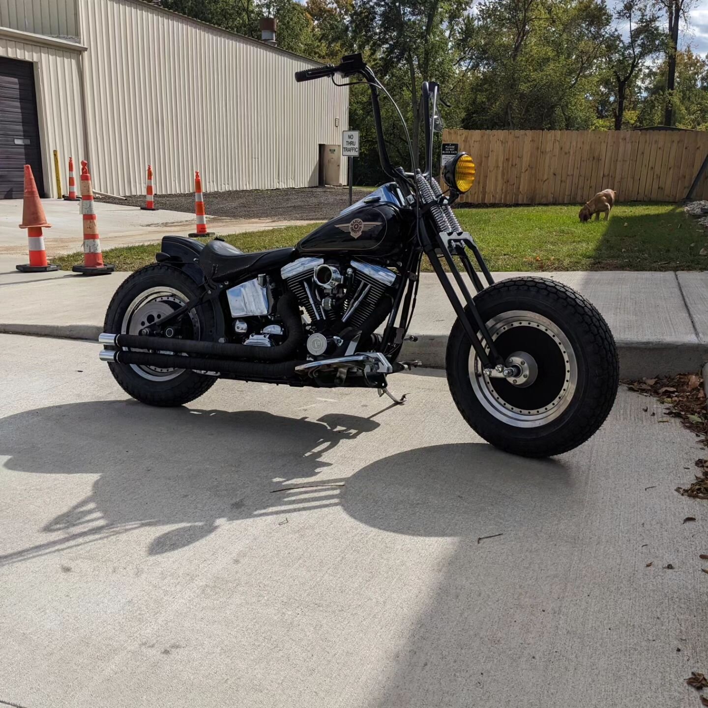 Continued, old school build on the Fatboy, finished the black out on the road king