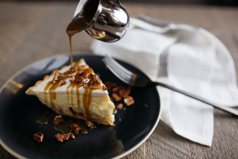 east-town-kitchen-and-bar-pecan-pie.png