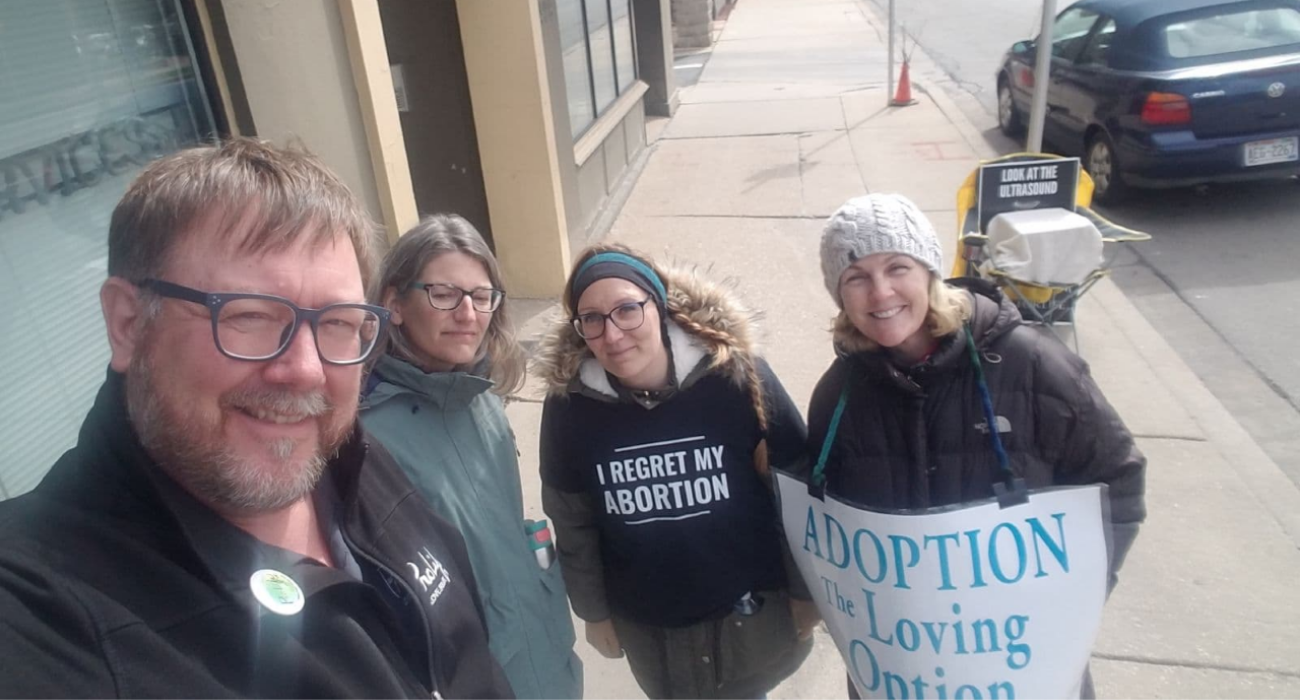Pro-Life Green Bay Witnesses Baby Saved in Milwaukee