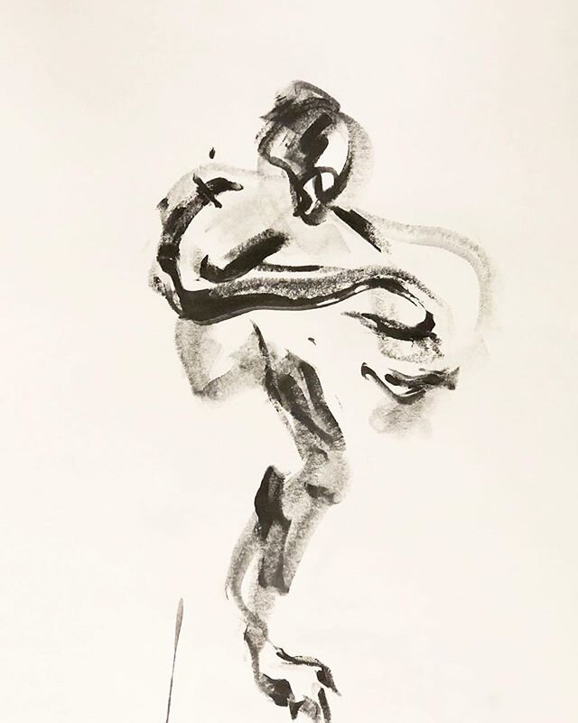 Another from the last crop of figure sketches. The model held a 20-second relaxed-warrior-three-type pose. The sketch took maybe 10. #figuredrawing #figuresketch #figuredrawings #yoga #art #sketch #artistsoninstagram #chicagowomenartists #chicagoarti