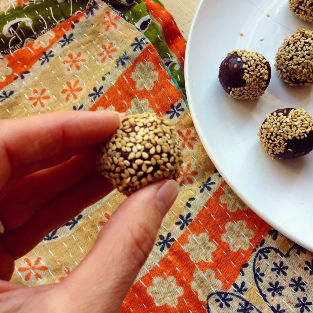Sesame-ball-single.jpg