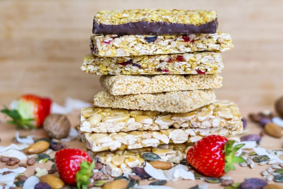 power-snacks-bars-stack.jpg