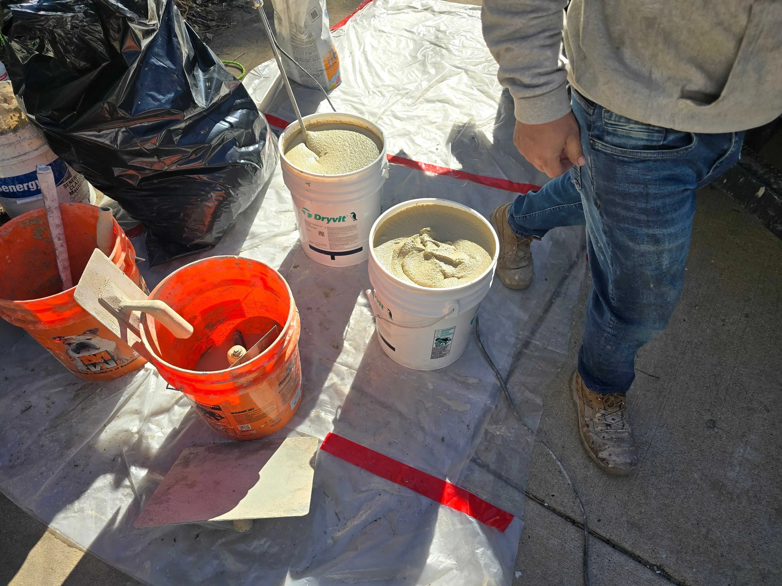 Mixing stucco colors for a match