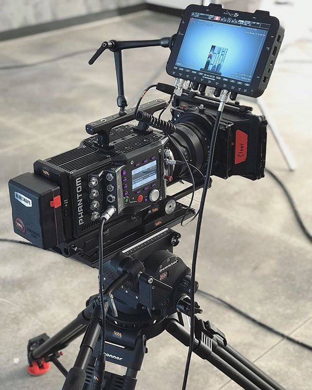 Denver shoots with this beauty all week 🎥🤘🏻stoked to see all my homies @davidwma @johnshafto and the whole @fact.and.fiction crew! Keep your eyes peeled for some gearporn it&rsquo;s gonna be a fun one. Shoutout to @via_films for the flex4k as alwa