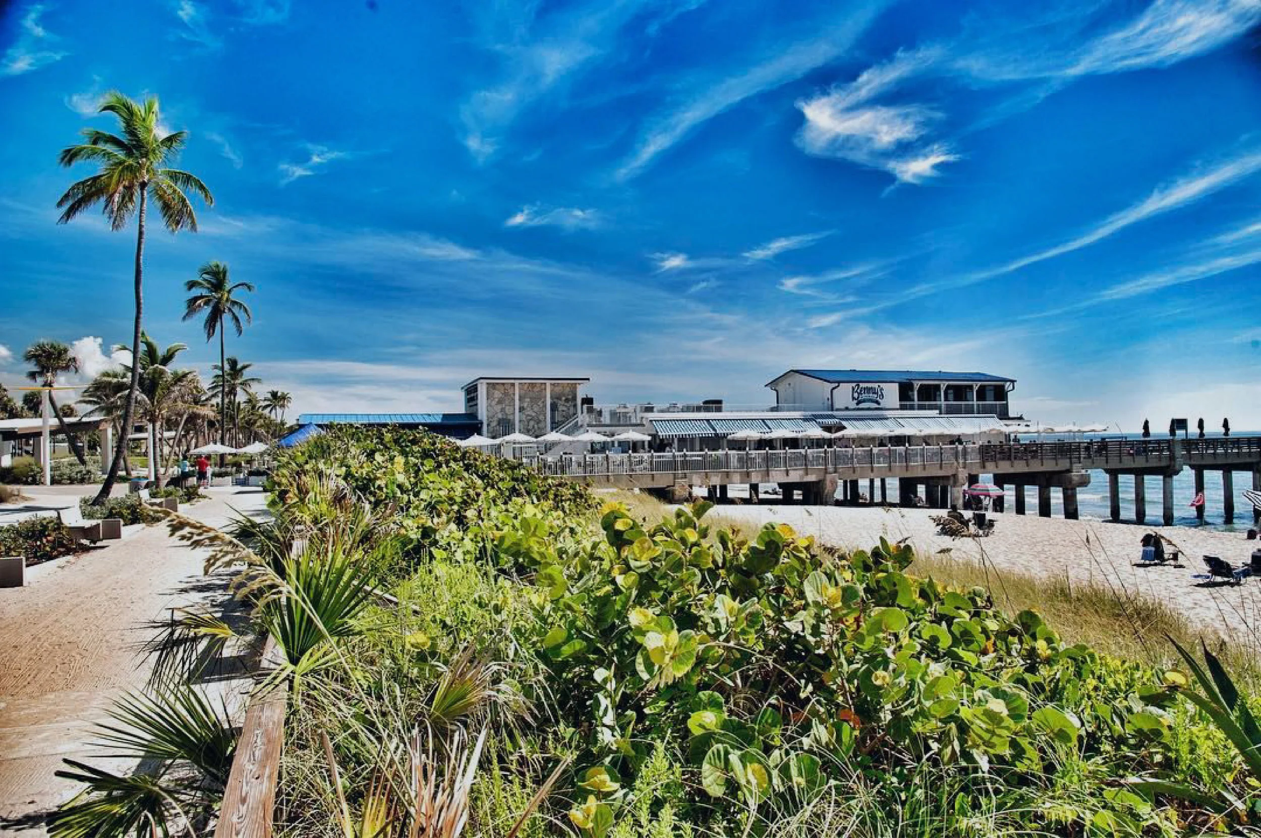 Benny's on the Beach