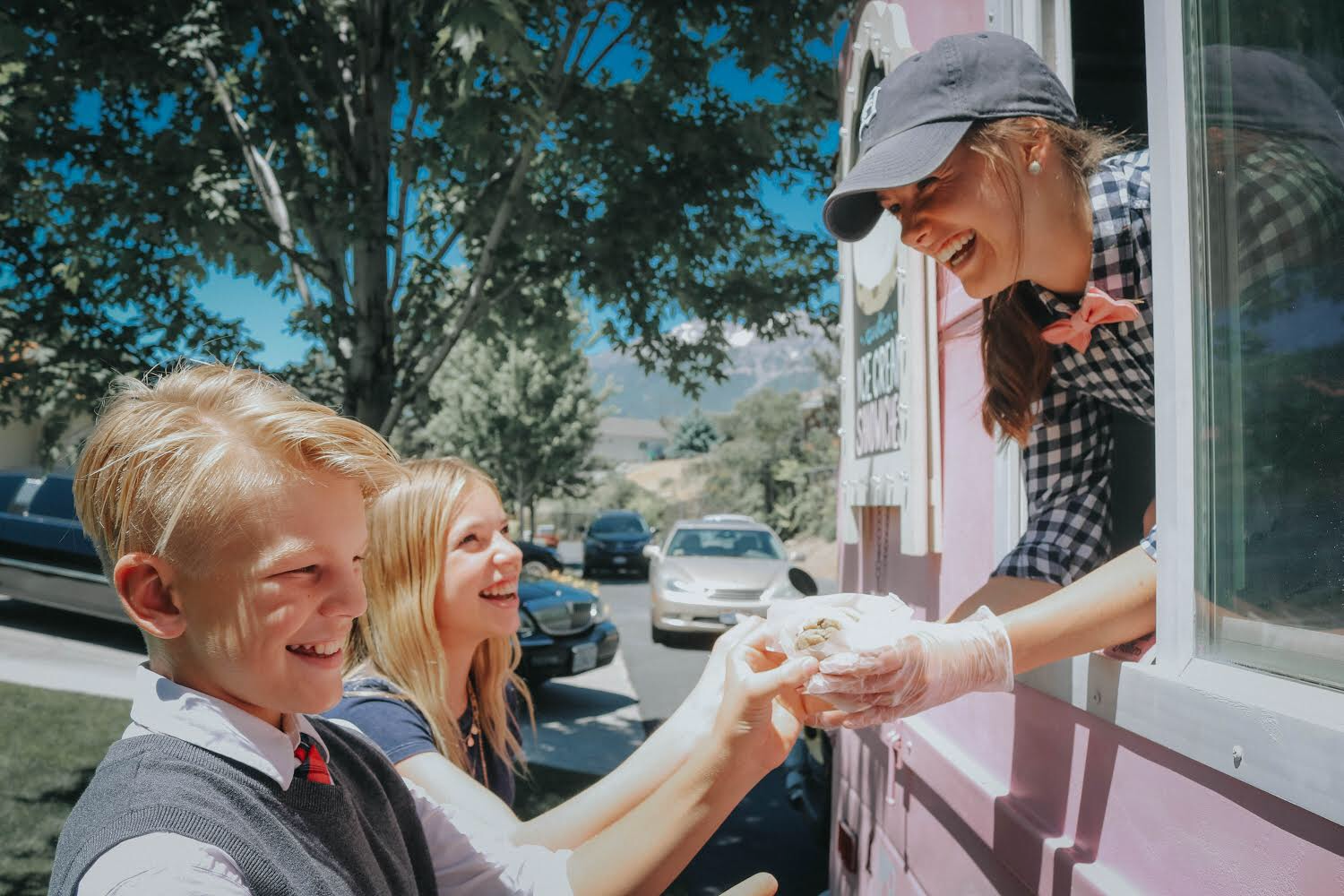 Penguin Brothers | Ice Cream Sandwich Catering
