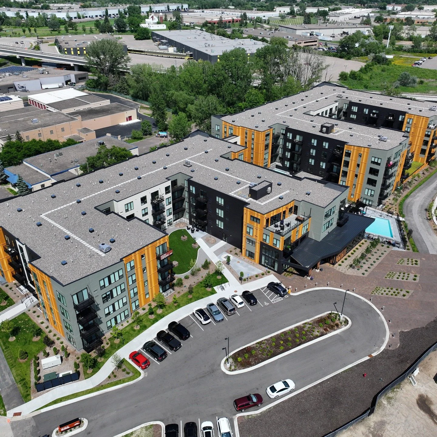 We&rsquo;re celebrating a major milestone at The Fox &amp; The Grouse! The property has successfully secured a $50 million refinancing loan after reaching 95% occupancy in just seven months.

A huge thank-you to Eagle Ridge Partners and Amstar Group 