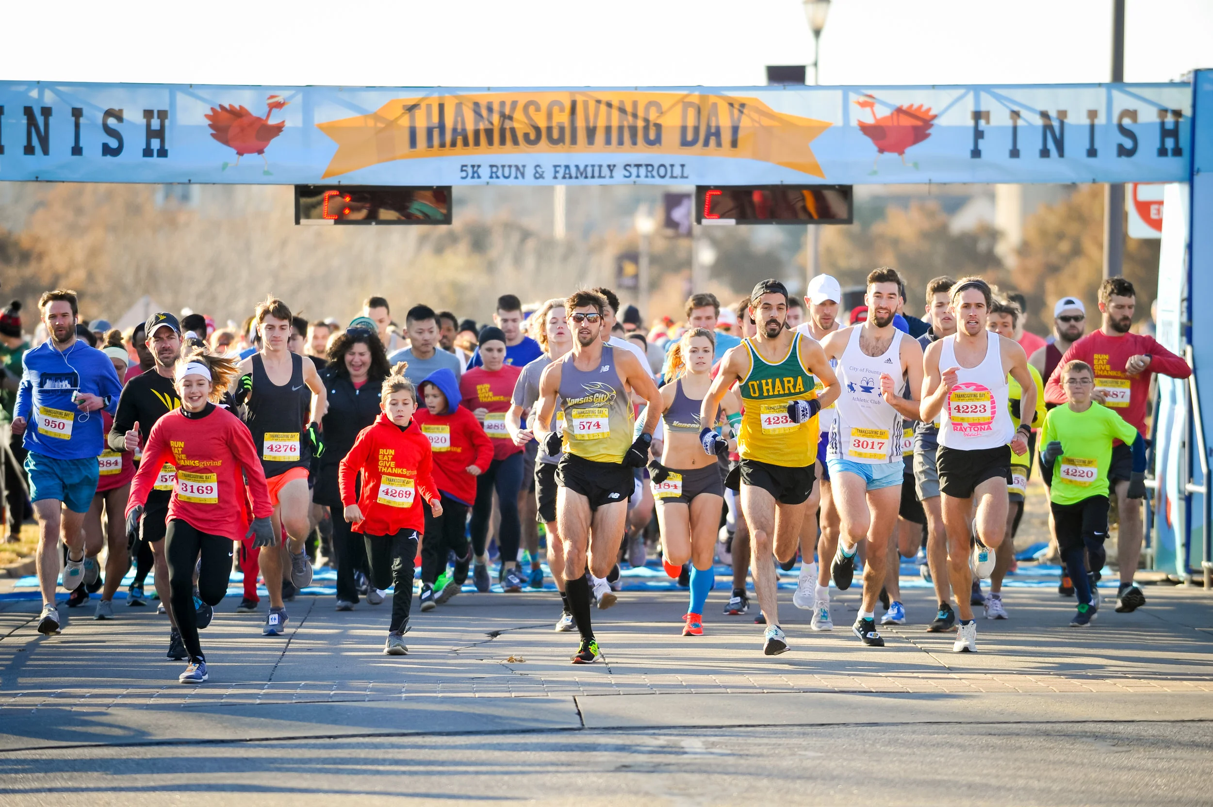 THANKSGIVING DAY 5K RUN & FAMILY STROLL