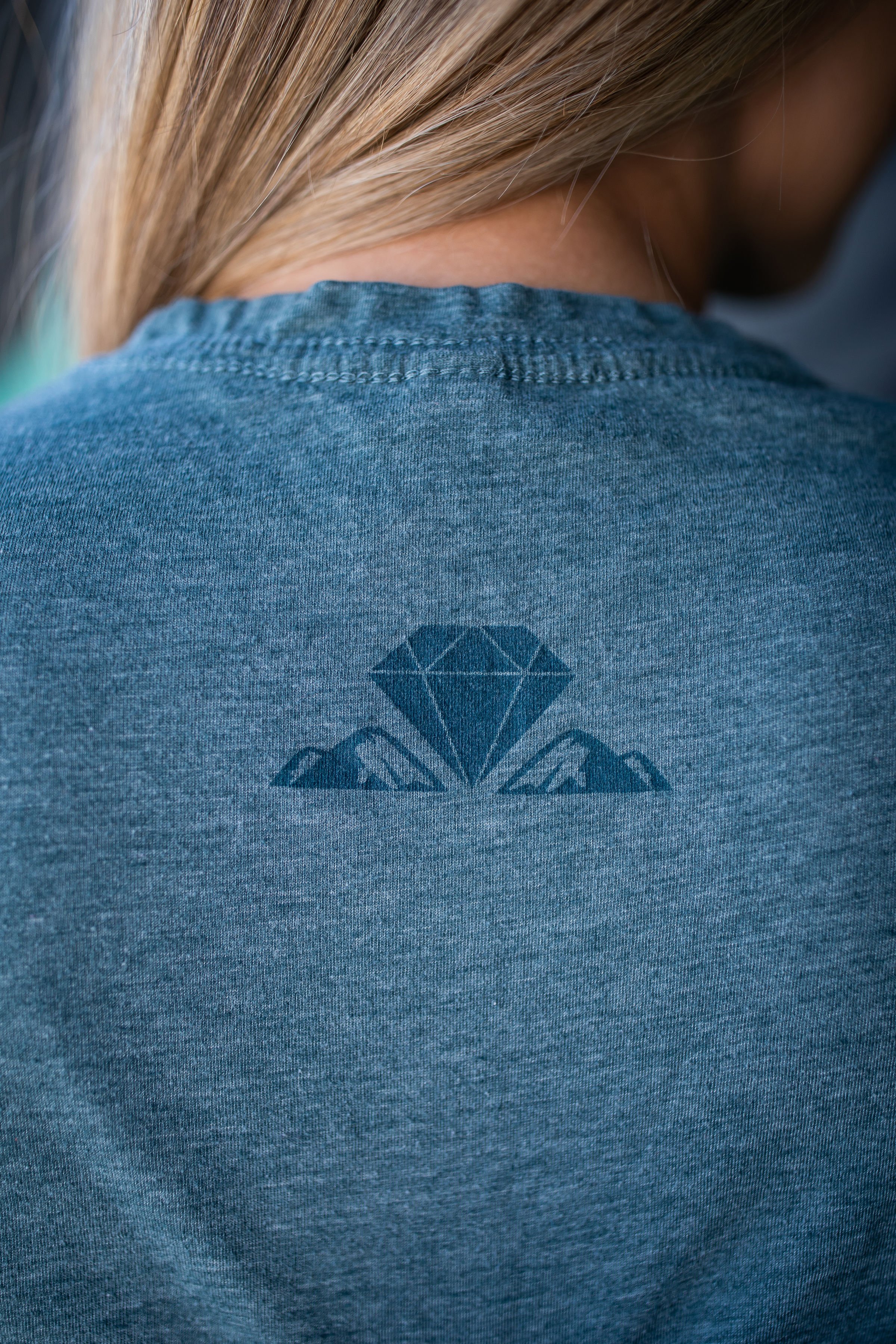 boojmerch_mtnlightstudio40.JPG