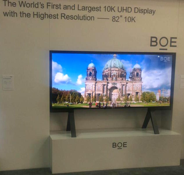 BOE's 82" 10K display at SID 2015