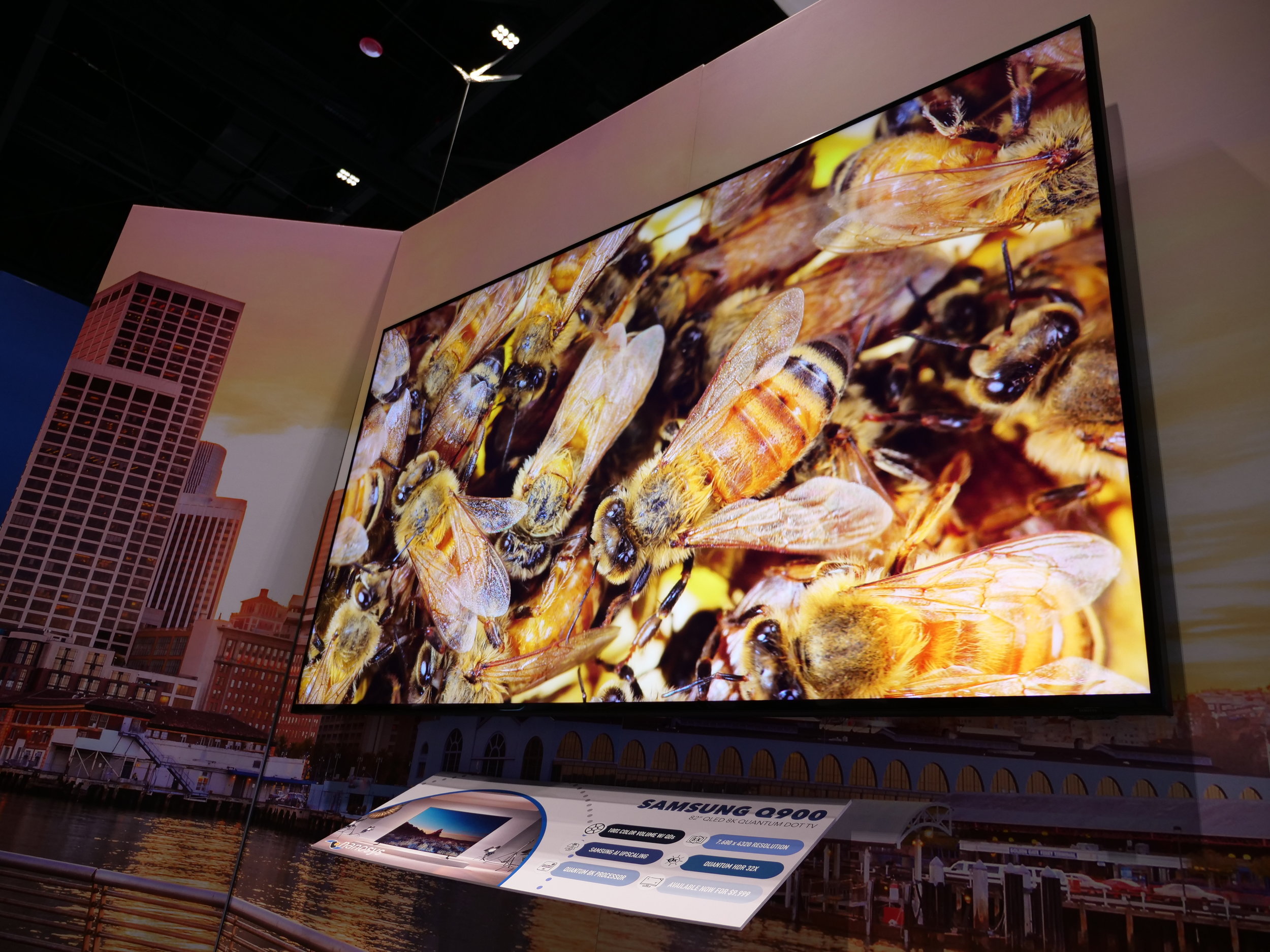 82" Samsung Q900 8K QLED TV