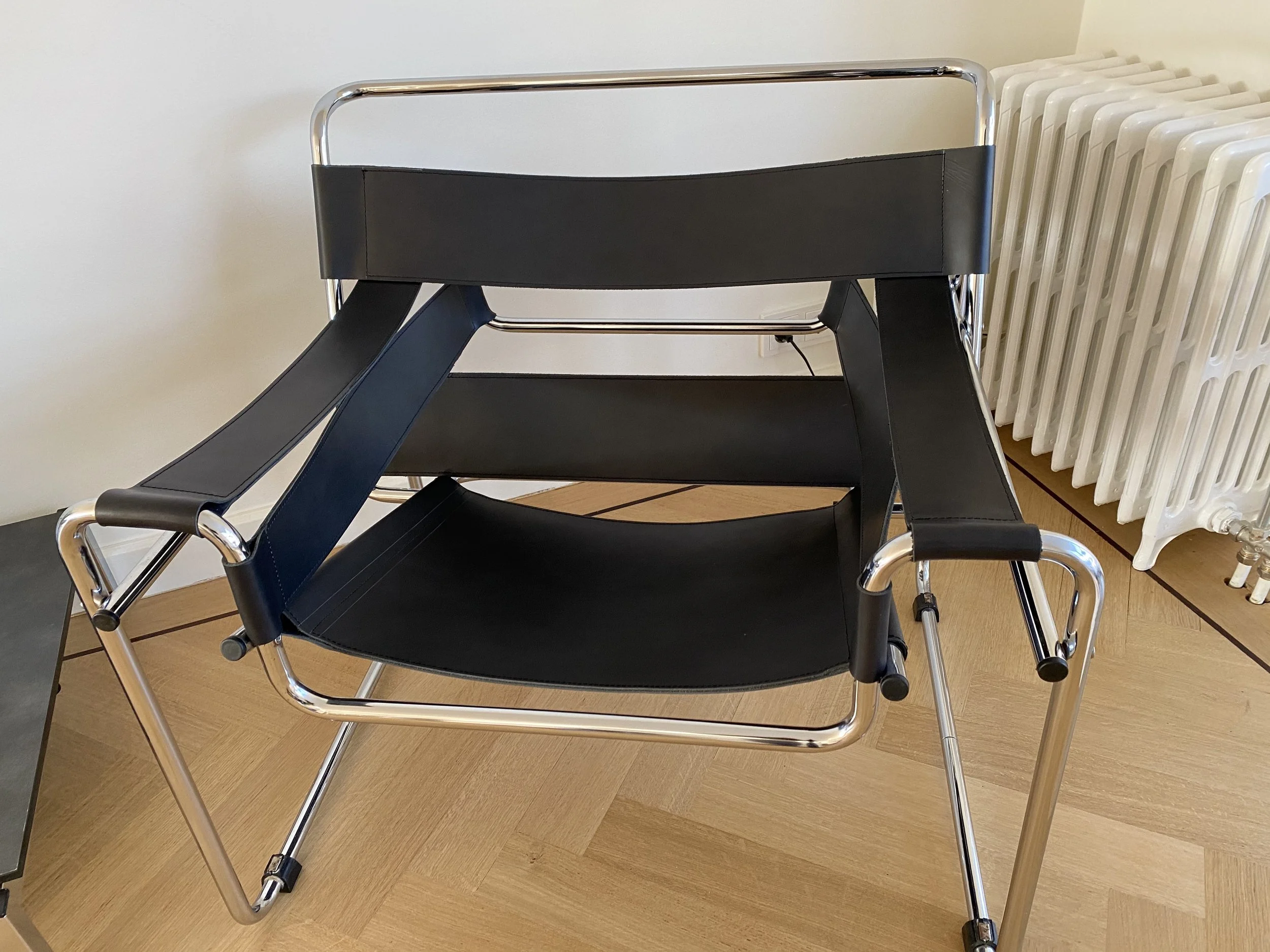 Marcel Breuer Wassily Chair.jpg