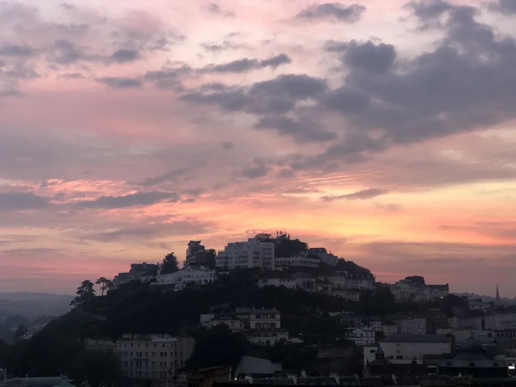 Vista |  Zuppa Theatre Co. with Andrew Burke, Kate Cayley & James Tyson