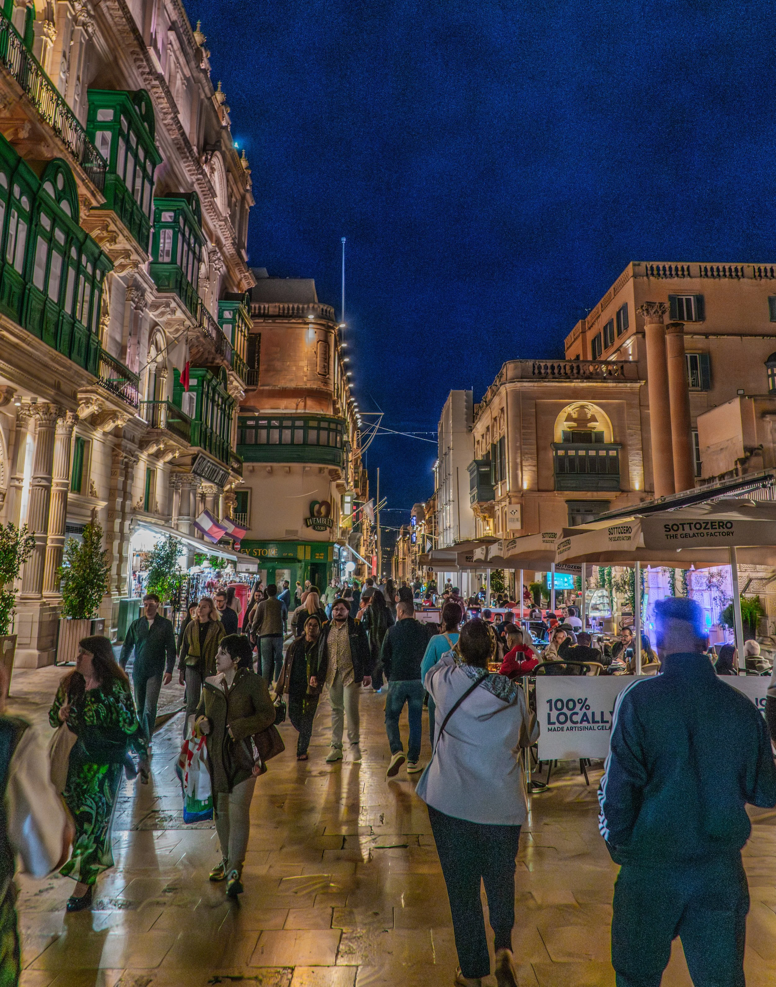 Valletta Main Square 9336-1.jpg