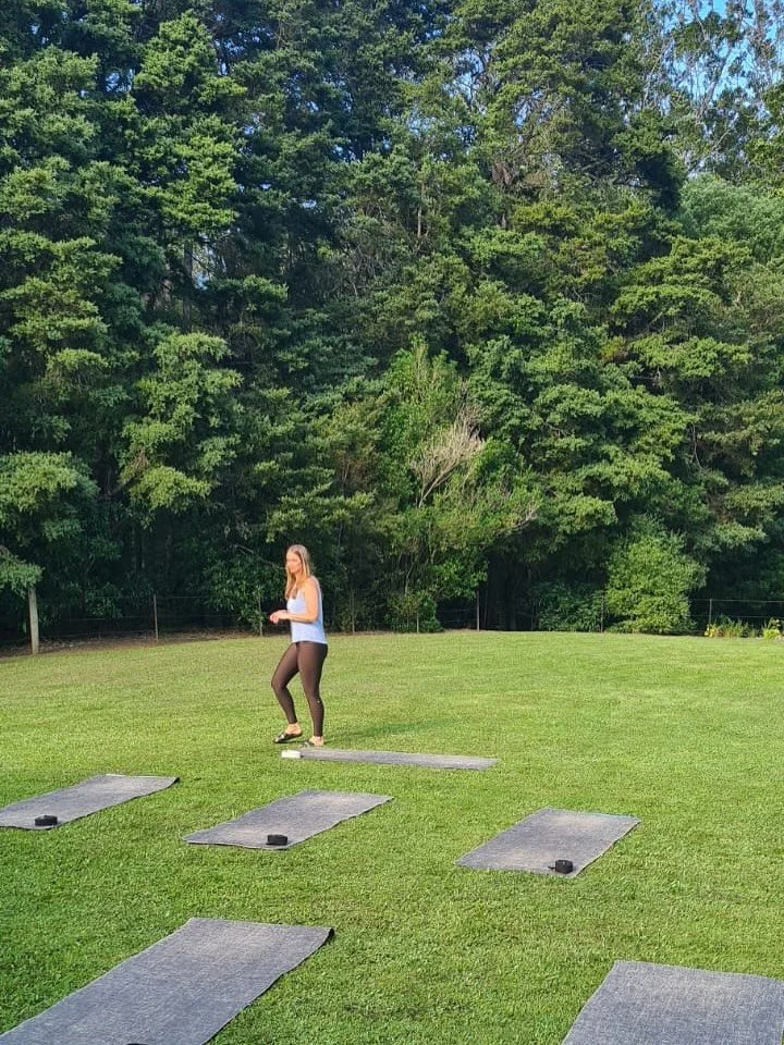 SPRING RETREAT RECAP. 🌸

Beautiful sunshine graced us. The walm balmy weather relaxing muscles and lifting spirits. 🌞

Pilates on the lawn with only the sound track of the birds and the nearby waterfall. 🦜

Bree brought us all home to a tender pla