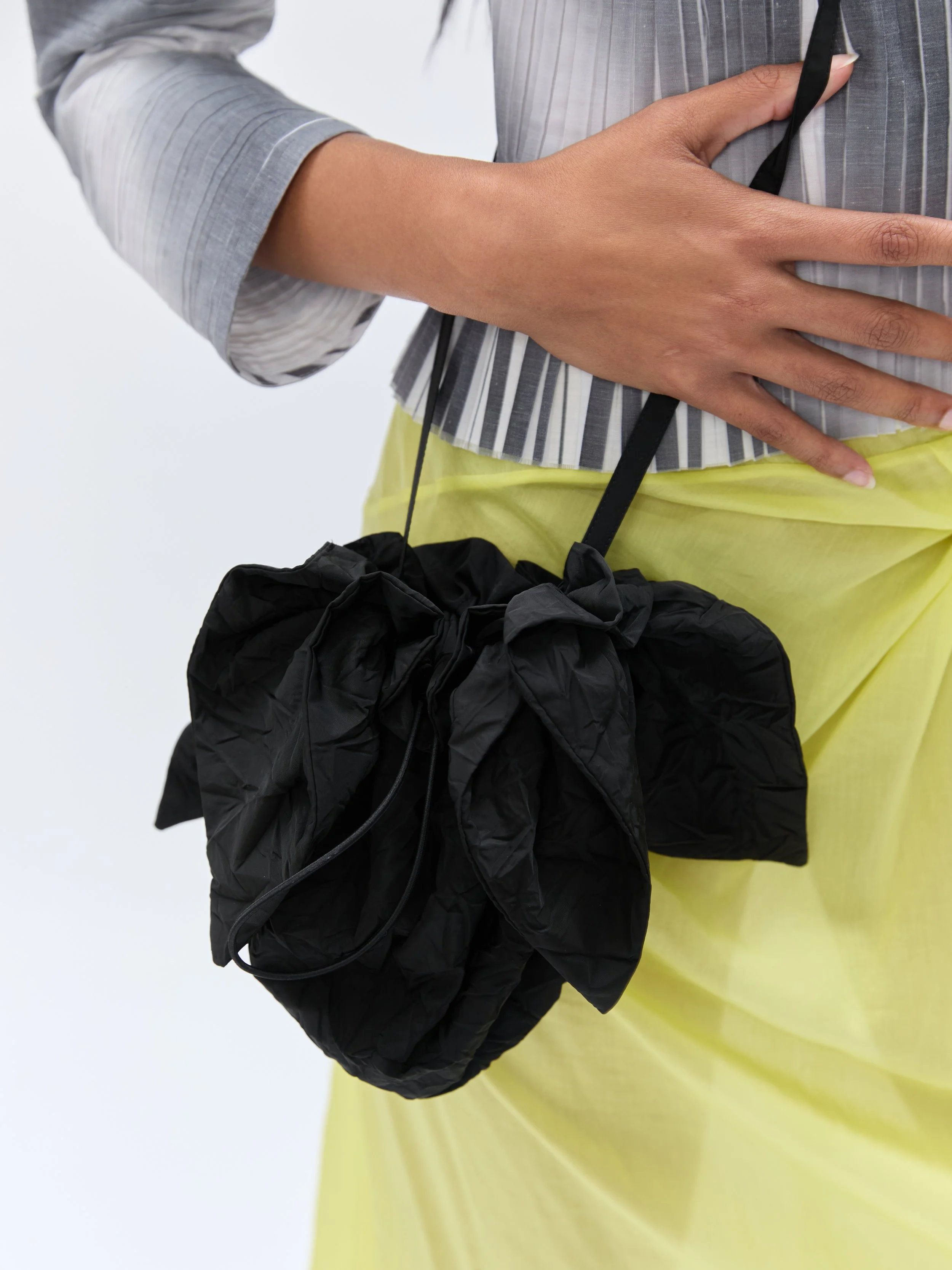 renata-brenha-napkin-bag-black-front.jpg