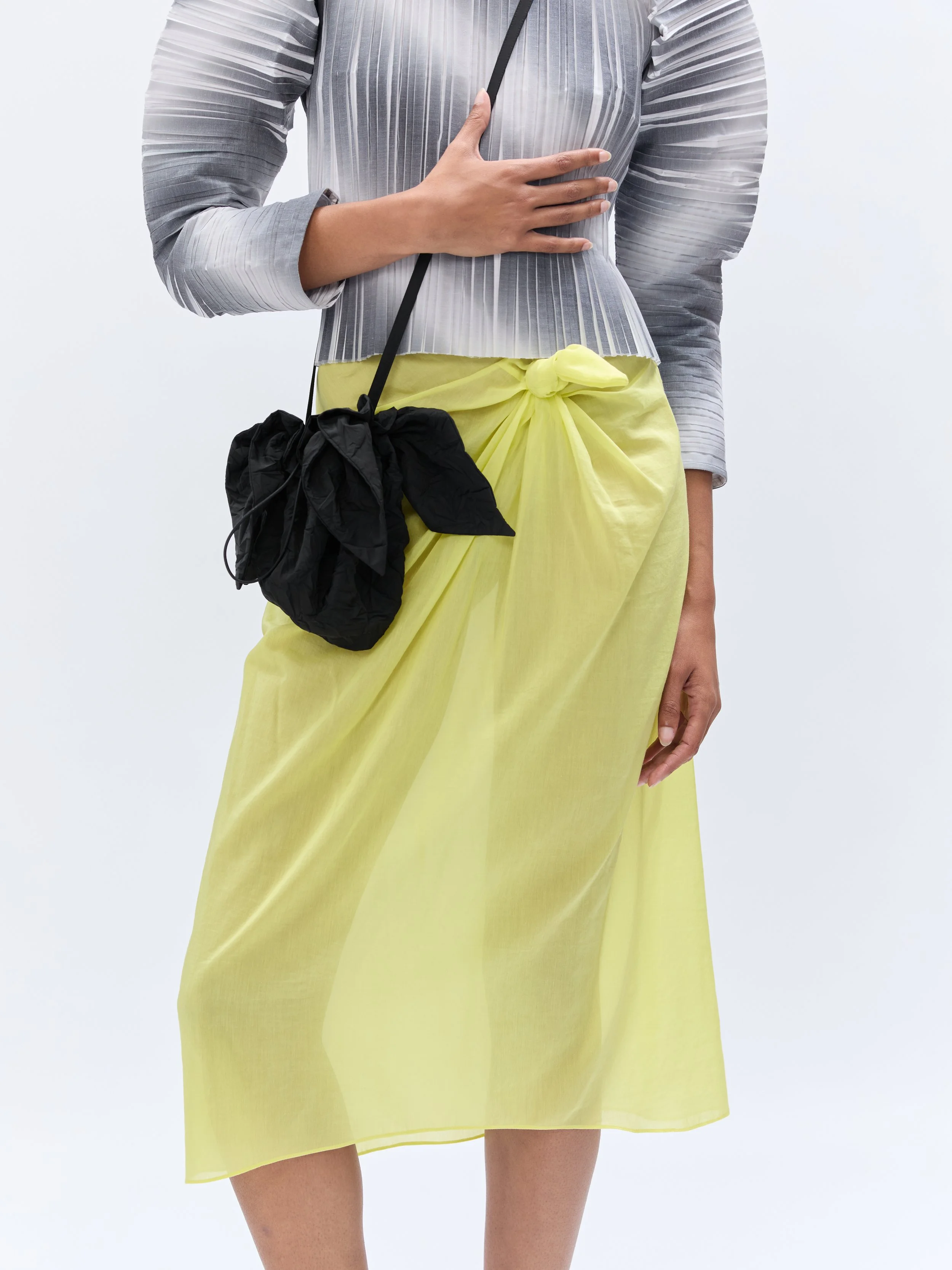 renata-brenha-aquarela-skirt-yellow-detail.jpg