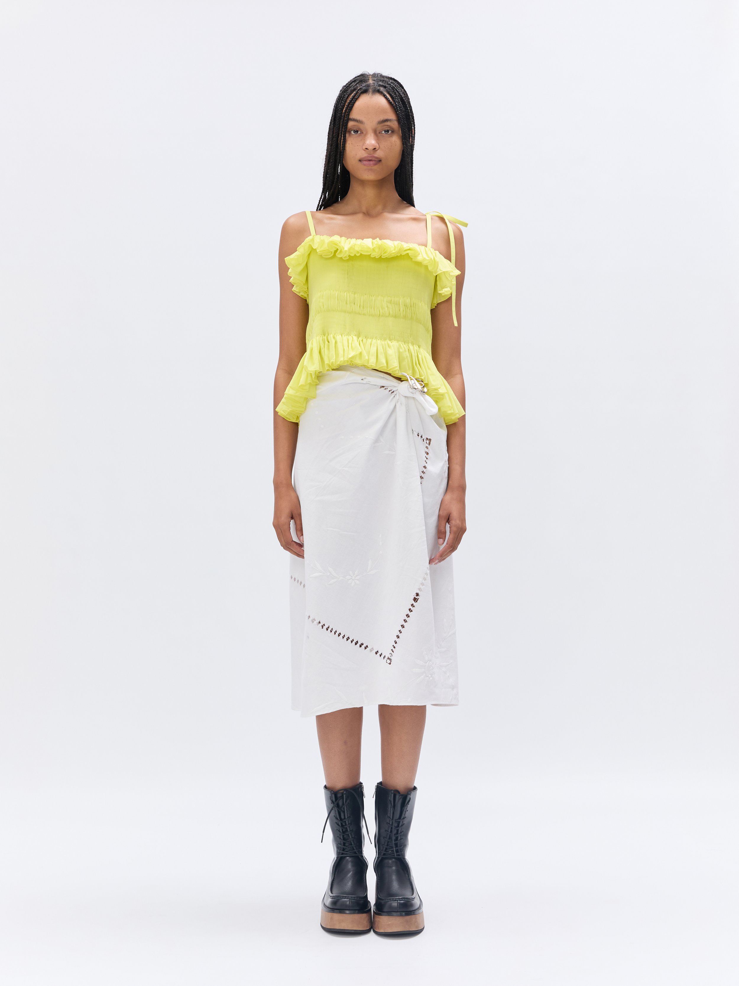 renata-brenha-napkin-ring-skirt-off-white-front.jpg
