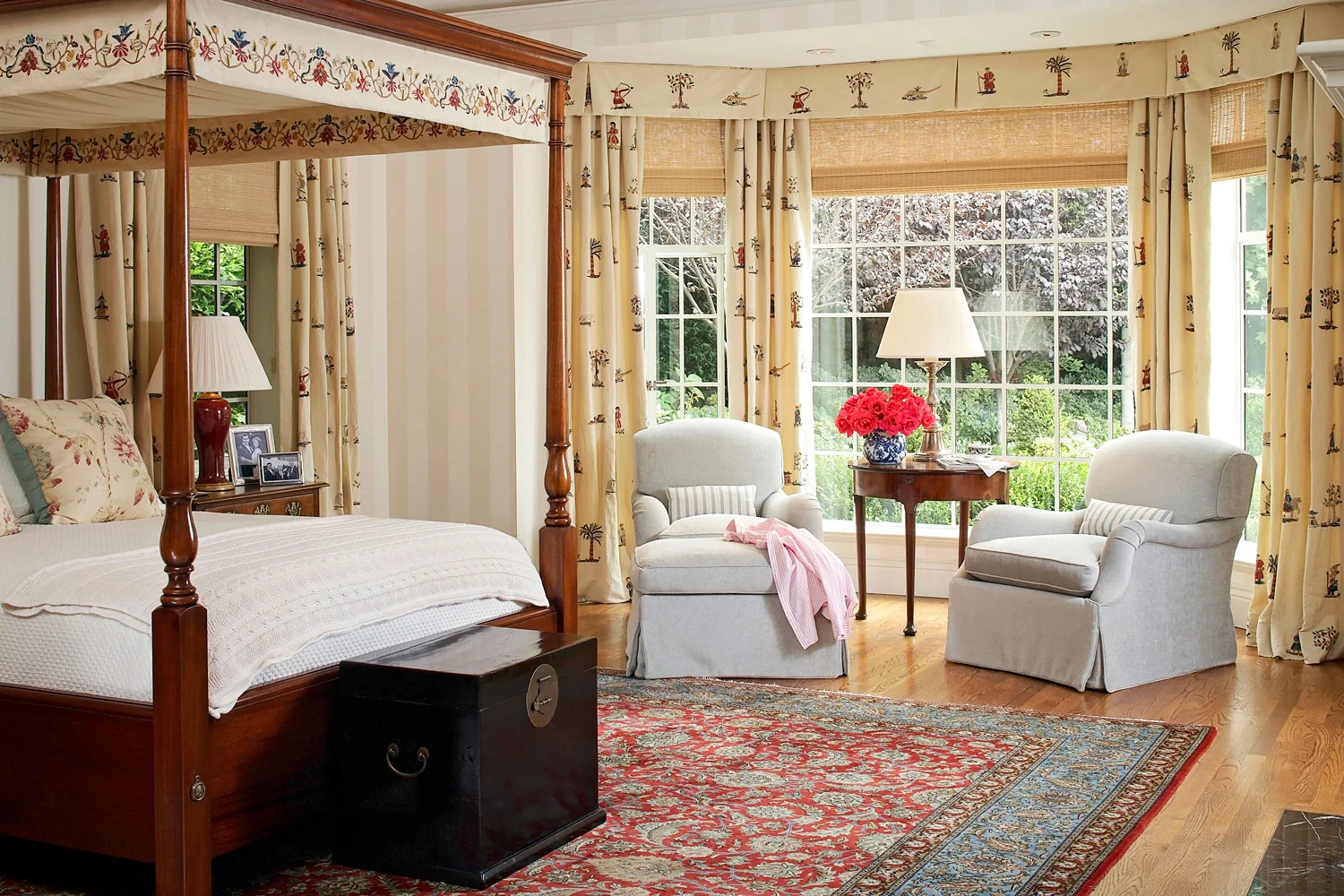 9-WardJewell-master-bedroom.jpg