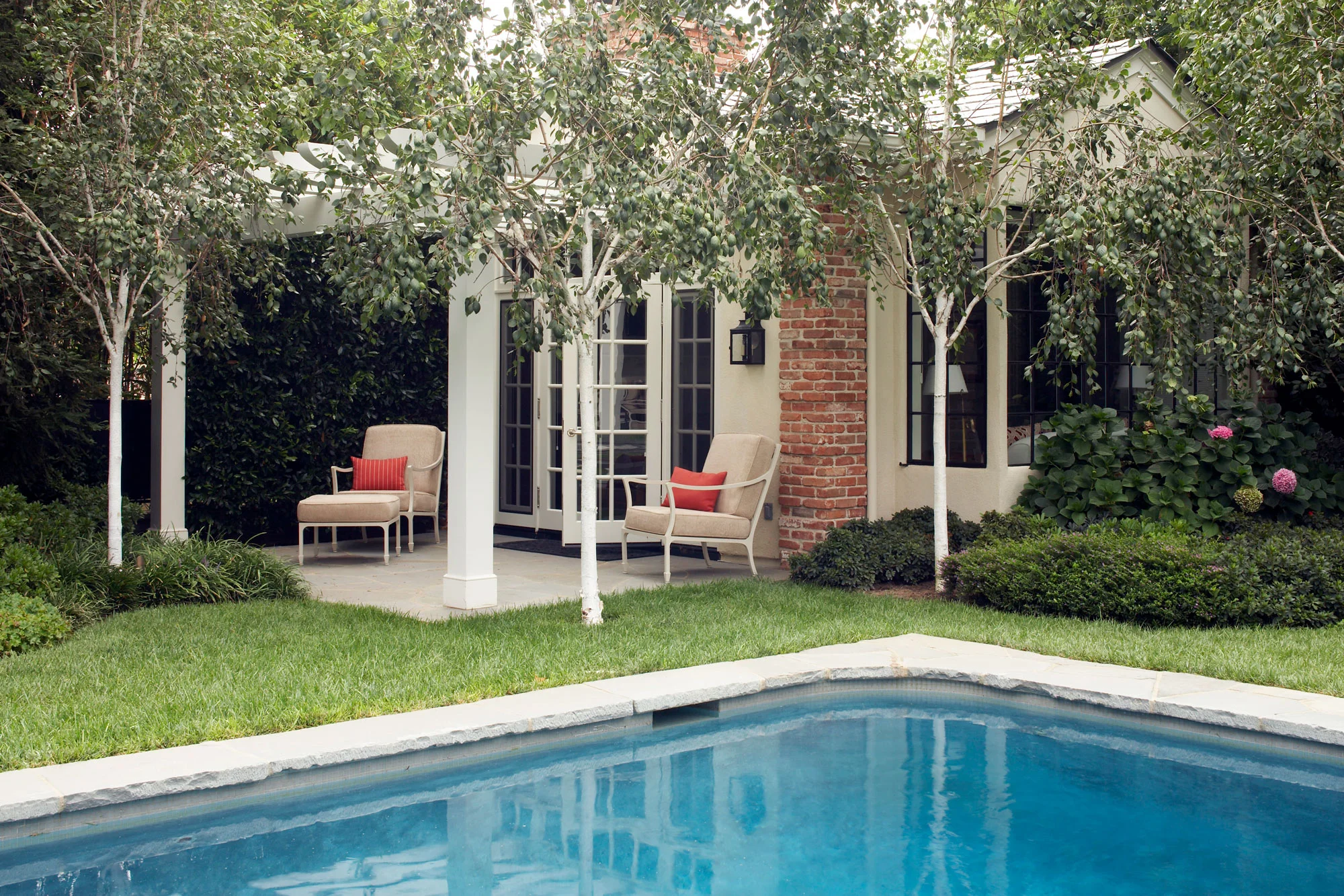 SCHAEFFER-BRENTWOOD-PARK-III-15-Guest-Pool-House-Exterior-edit-jpeg.jpg