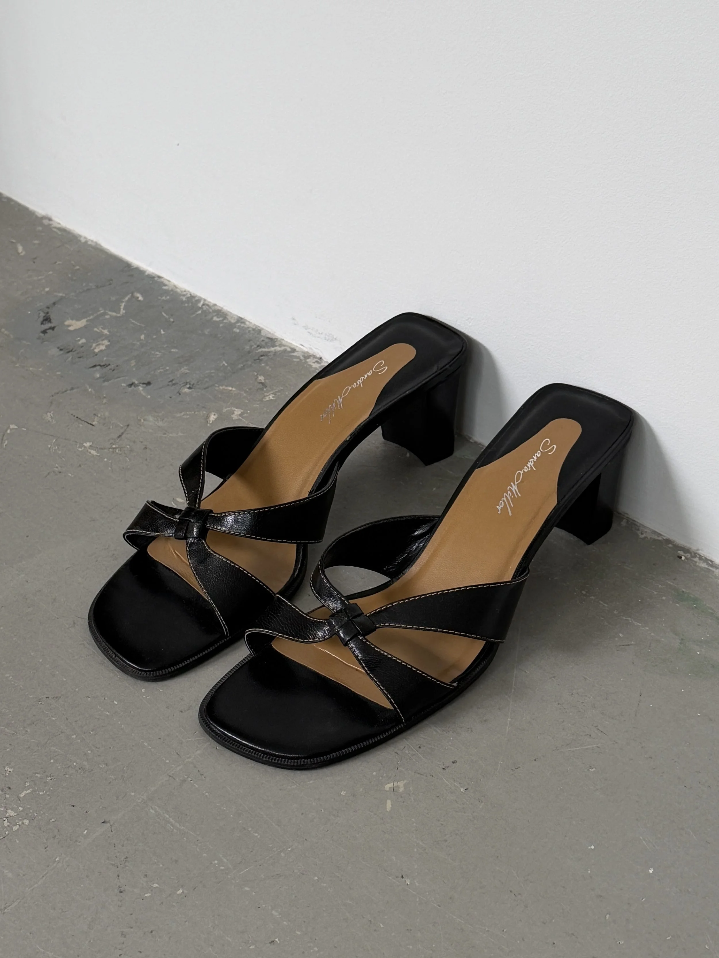 90s leather top stitch sandals