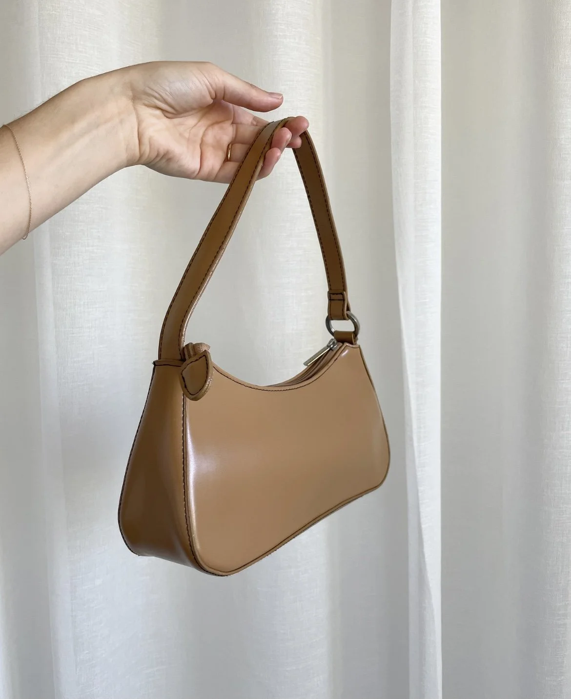 90s TAN SHOULDER BAG — IONA MACLEAN