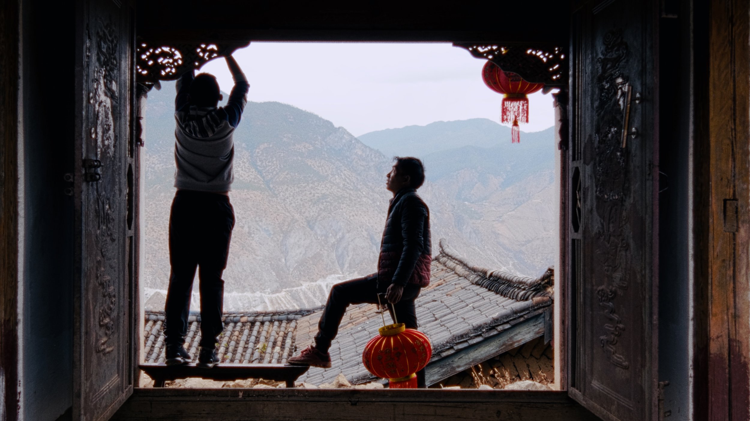 Heaven Rain Flows Sweetly_Still_Hanging Lanterns.jpg