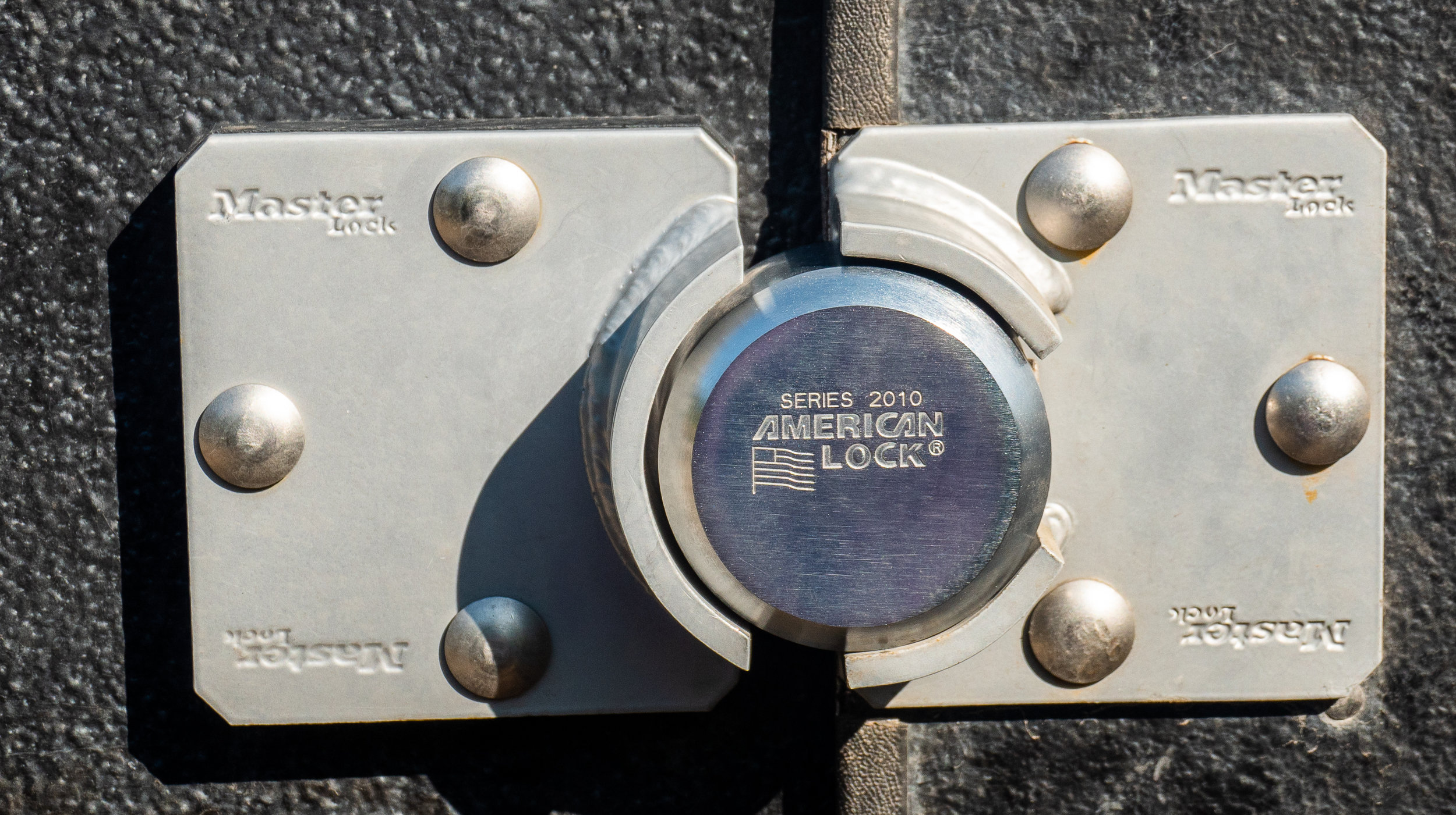 heavy duty Security Hasps on all compartments