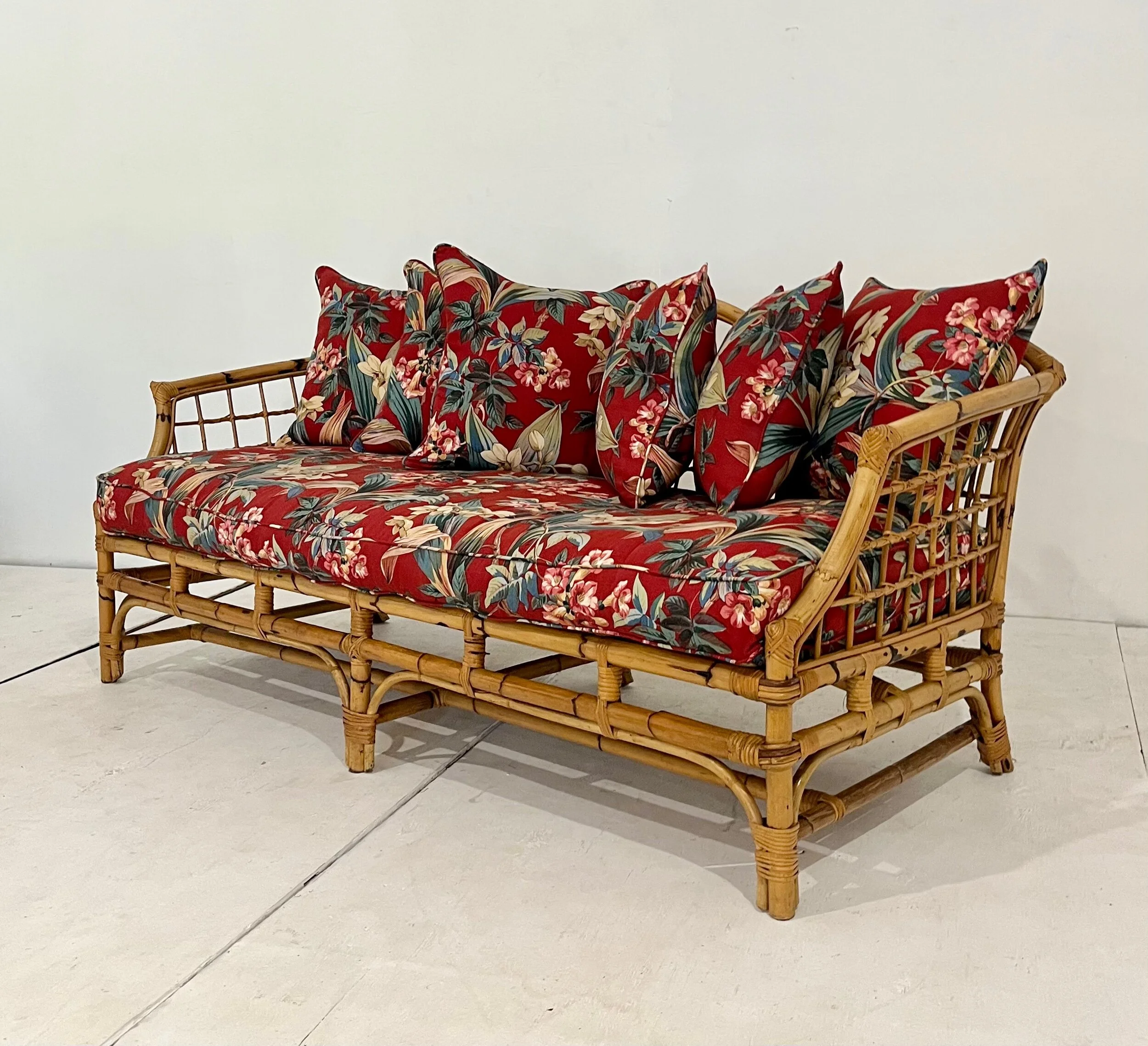 5590350F-1946-4DC4-B017-E1574520CD9B