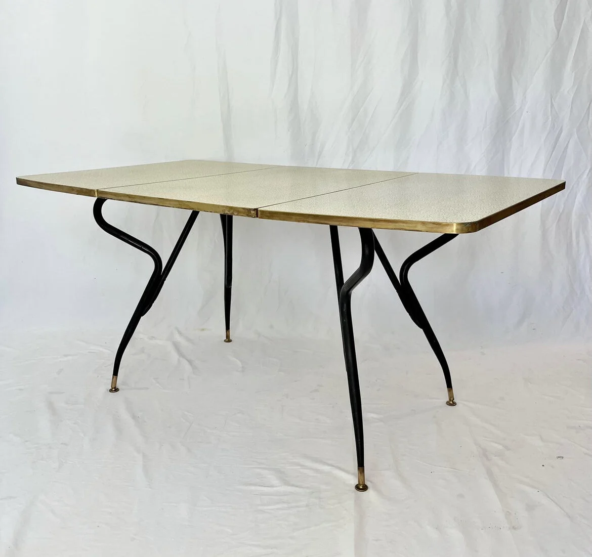 D16548AA-F265-49B1-8903-4A7267766493