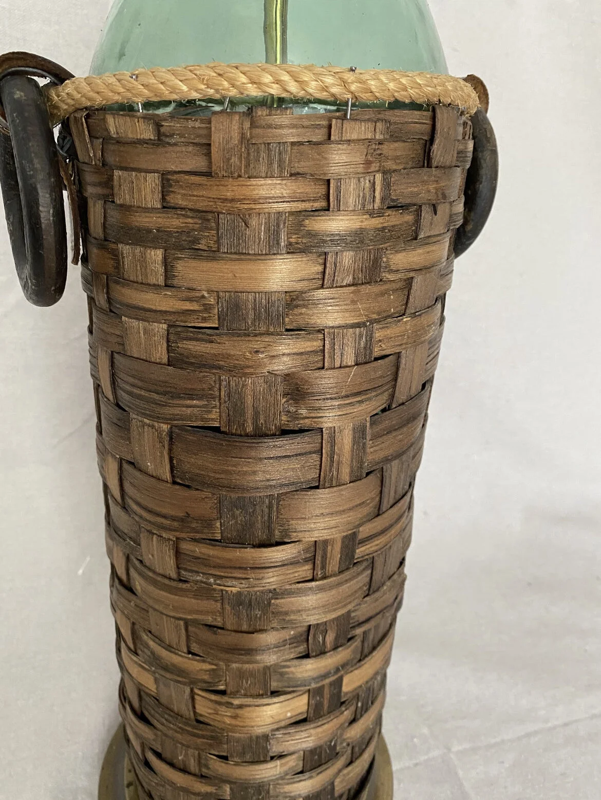 294D37FF-0C06-49FC-9118-3EAA905BF8B7