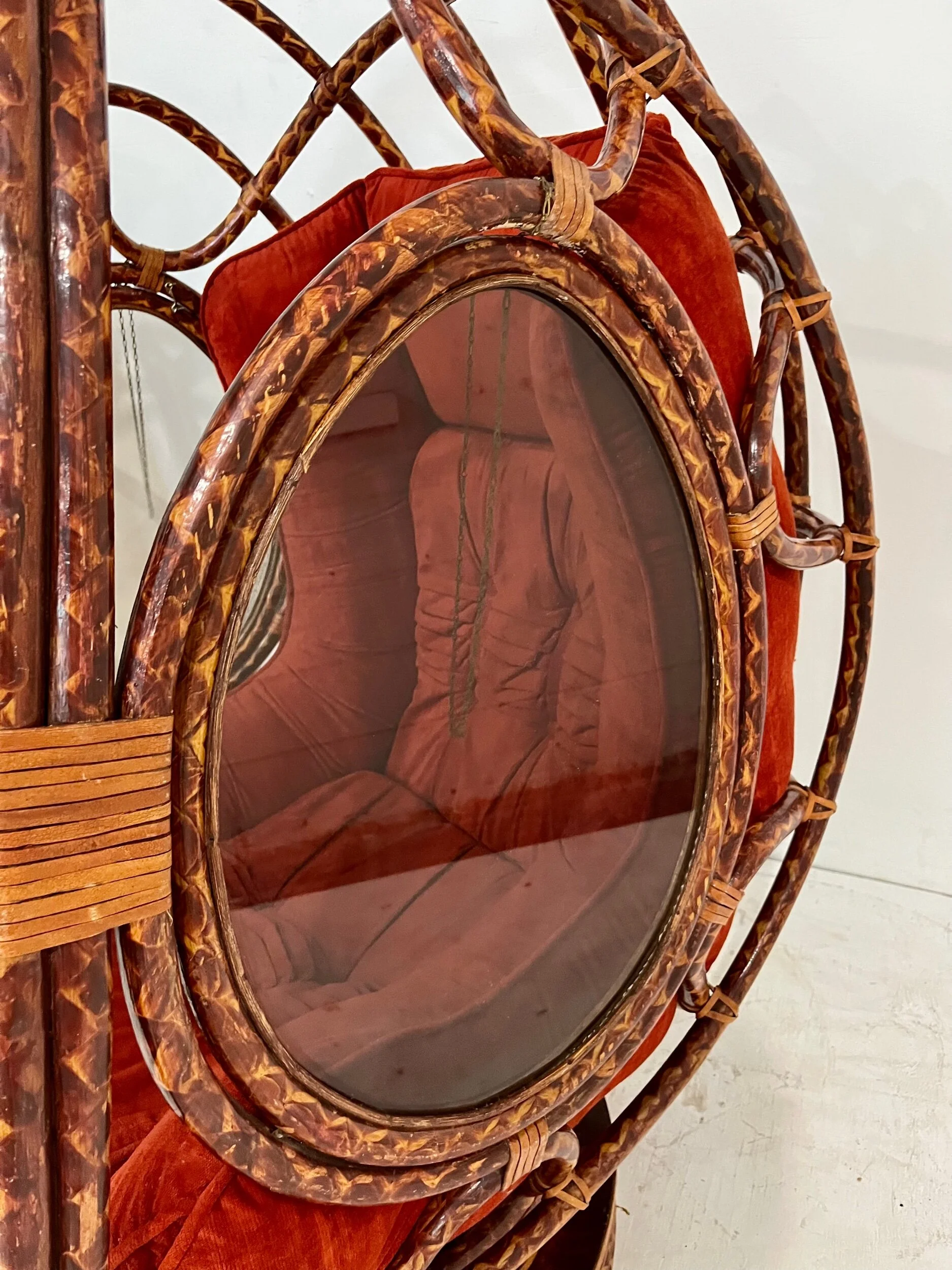 6CAEB75C-8241-4FE5-B9FA-D9DC0C5A9881